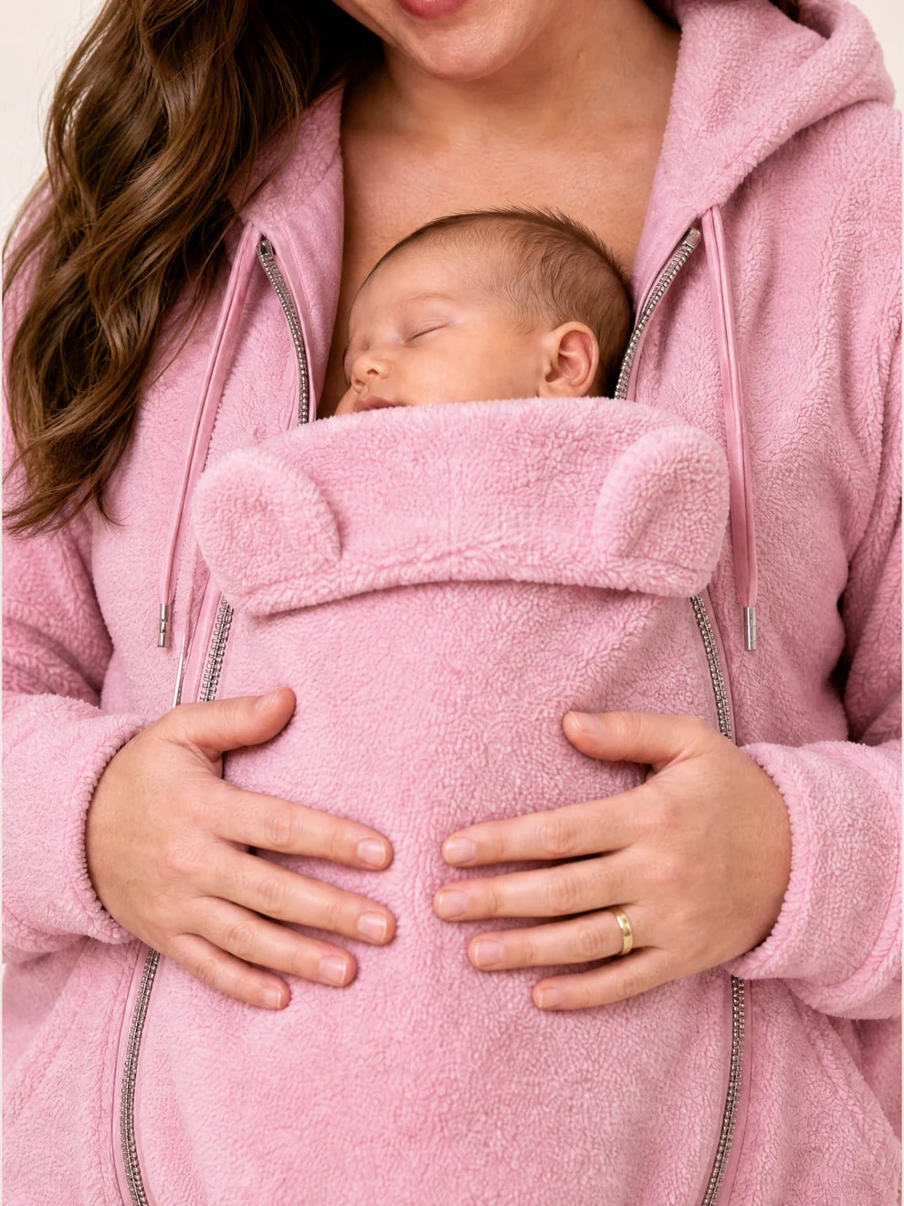 Cuddle Pouch